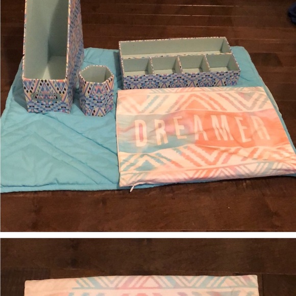 Trade - Picture 2 of 3